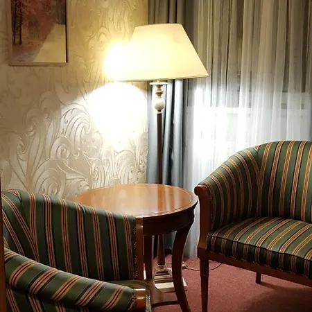 A Restaurace Pomezi 3* Cínovec
