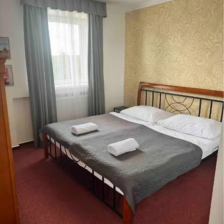Hotel Pomezi