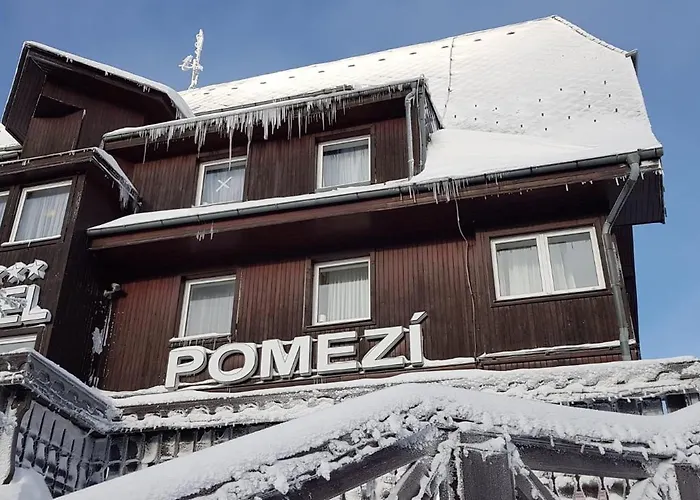 Pomezi Cínovec